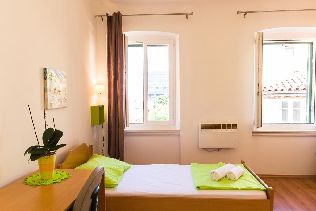 Apartment Mia Рийека Екстериор снимка